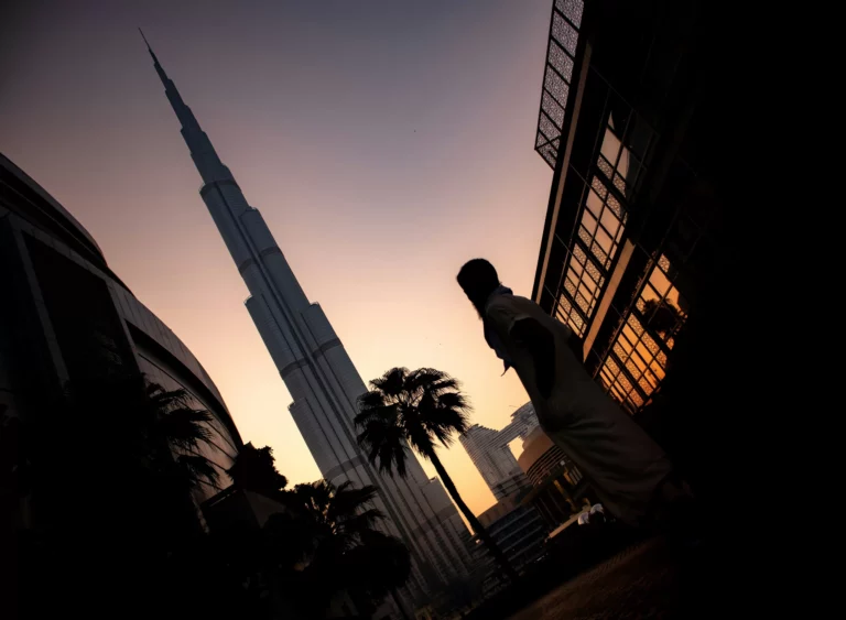 Setting up a Business in Dubai can be difficult but this guide will help in the process