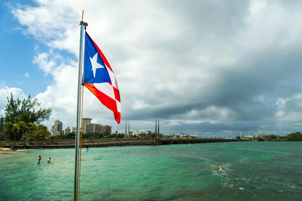 Doing business in Puerto Rico has become a smart option for companies expanding beyond the mainland. This guide focuses on how expansion into Puerto Rico works in practice.