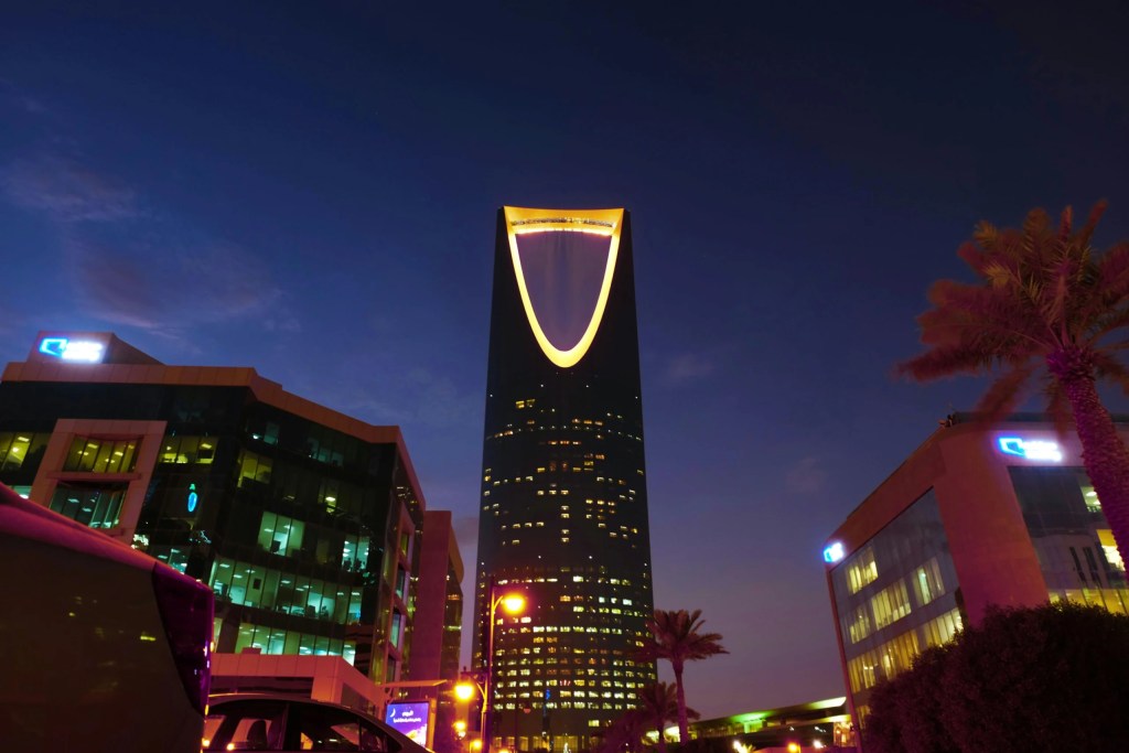 Business in Saudi Arabia is moving quickly, but, at the same time, market entry still runs on structure. This guide walks through what it actually takes to set up and operate in Saudi Arabia.
